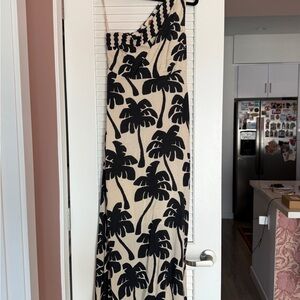 FARM Rio Black and Cream Zigzag Dress